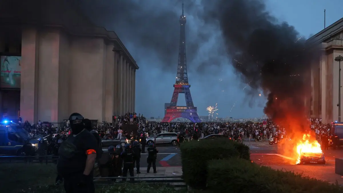 Paris braces for chaos as Champs-Élysées is closed for France-Morocco World Cup clash