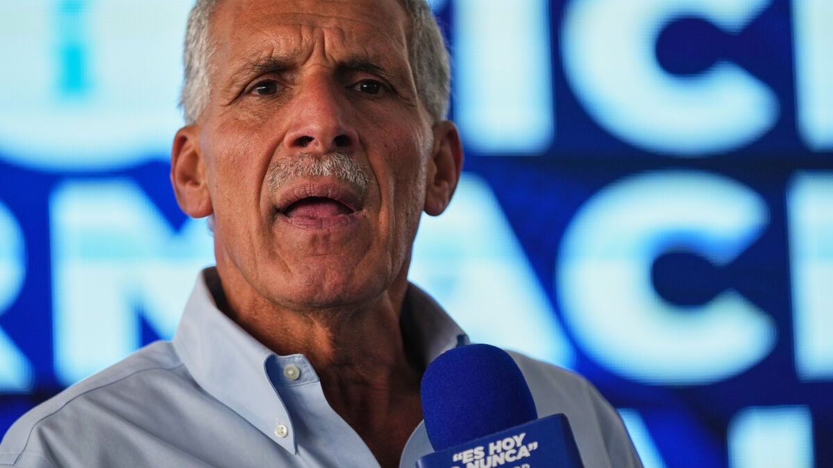 Trump's favorite Nasry Asfura declared winner in Honduras