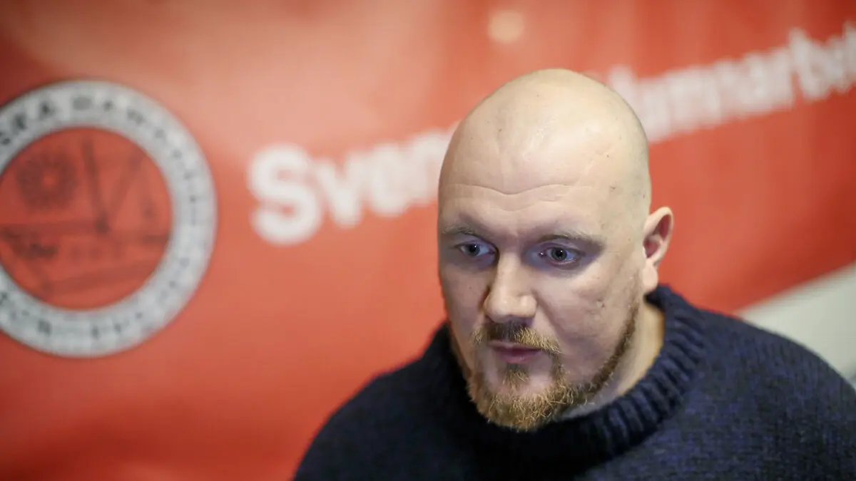 Trade union leader loses job according to new ruling