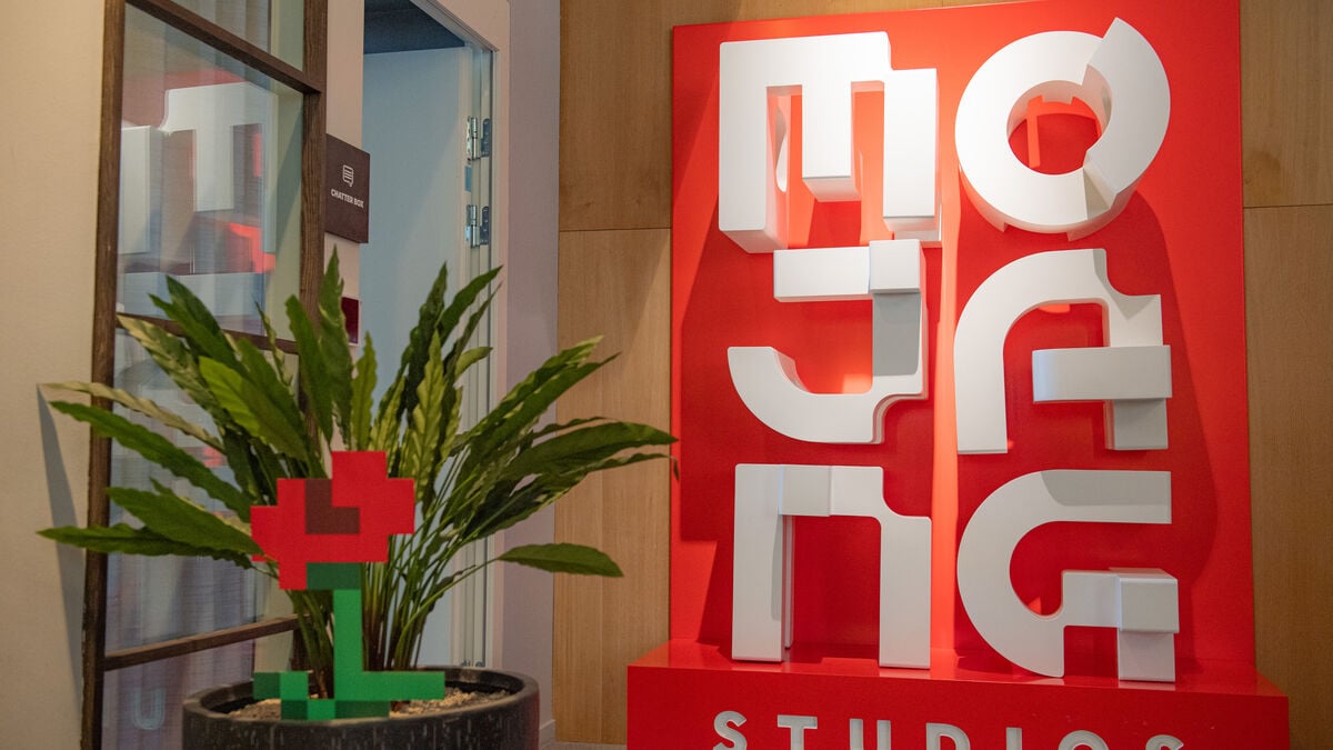 EU reviews Minecraft and Candy Crush over in-game money flows