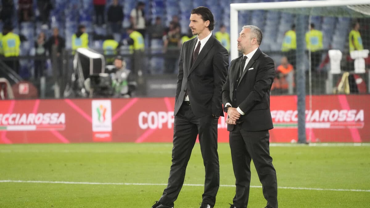 Zlatan donates padel courts in crisis