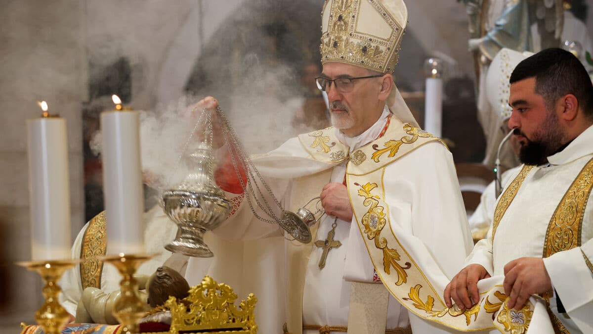 Israel blocks Latin Patriarch from entering Church of the Holy Sepulchre for Palm Sunday, top leaders furious