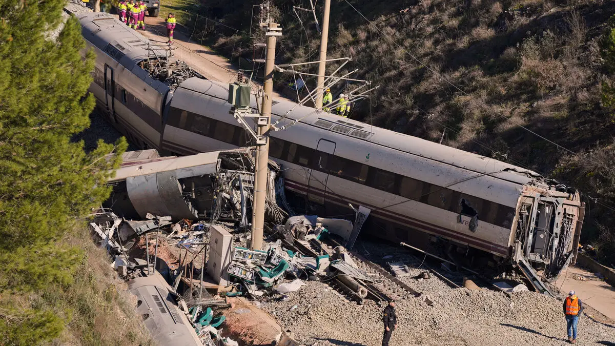 More deaths after Spanish high-speed train accident in Andalusia