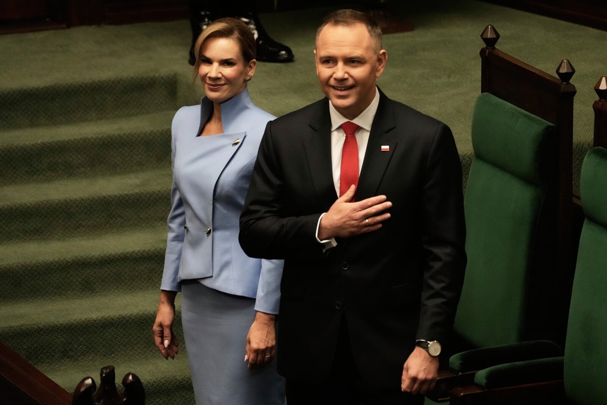 Trump-backed Karol Nawrocki Inaugurated as Poland's President