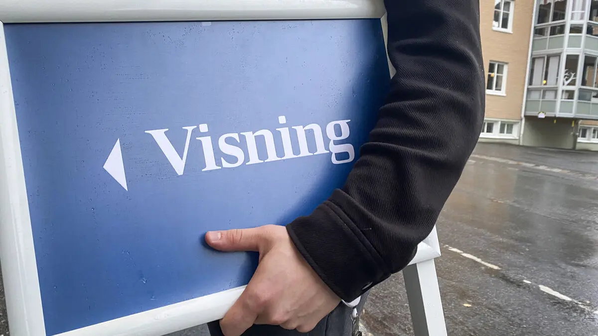 A record number of home sellers are lowering their prices