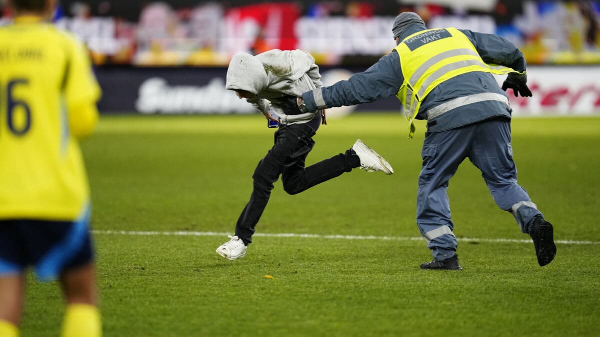 Fan Incident Surprises Swedish Team After Nations League Match