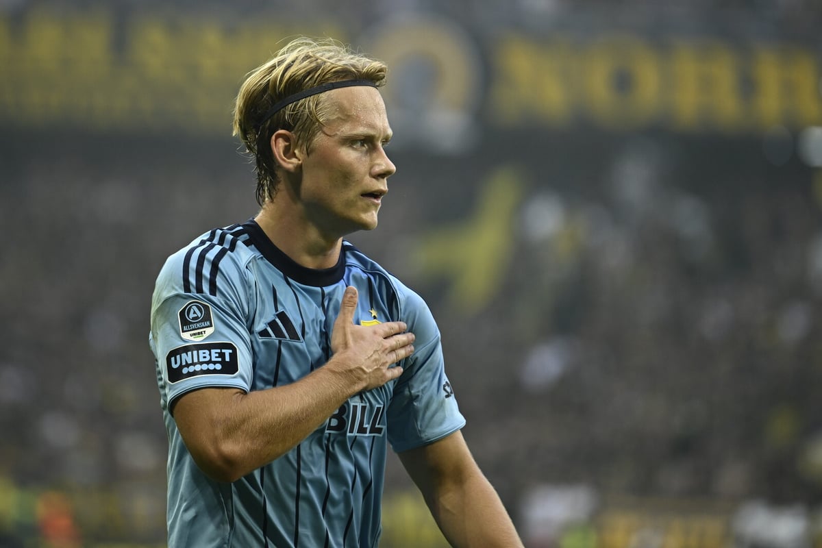 Tobias Gulliksen Transfers from Djurgården to Rapid Wien