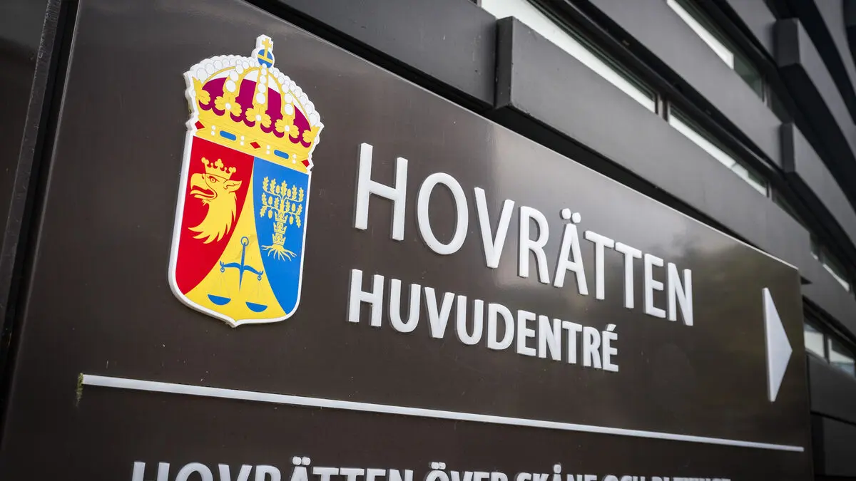 Couple sentenced to prison for posing as Swedish celebrities and asking for money