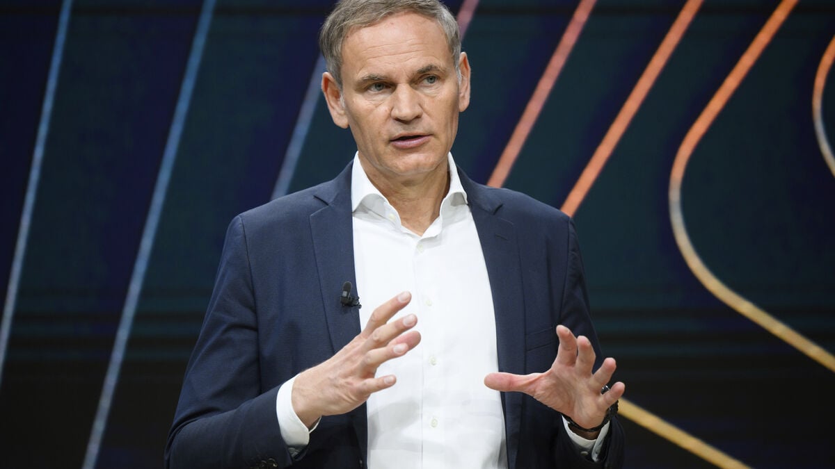 Union warns Volkswagen cuts could hit 140,000 employees