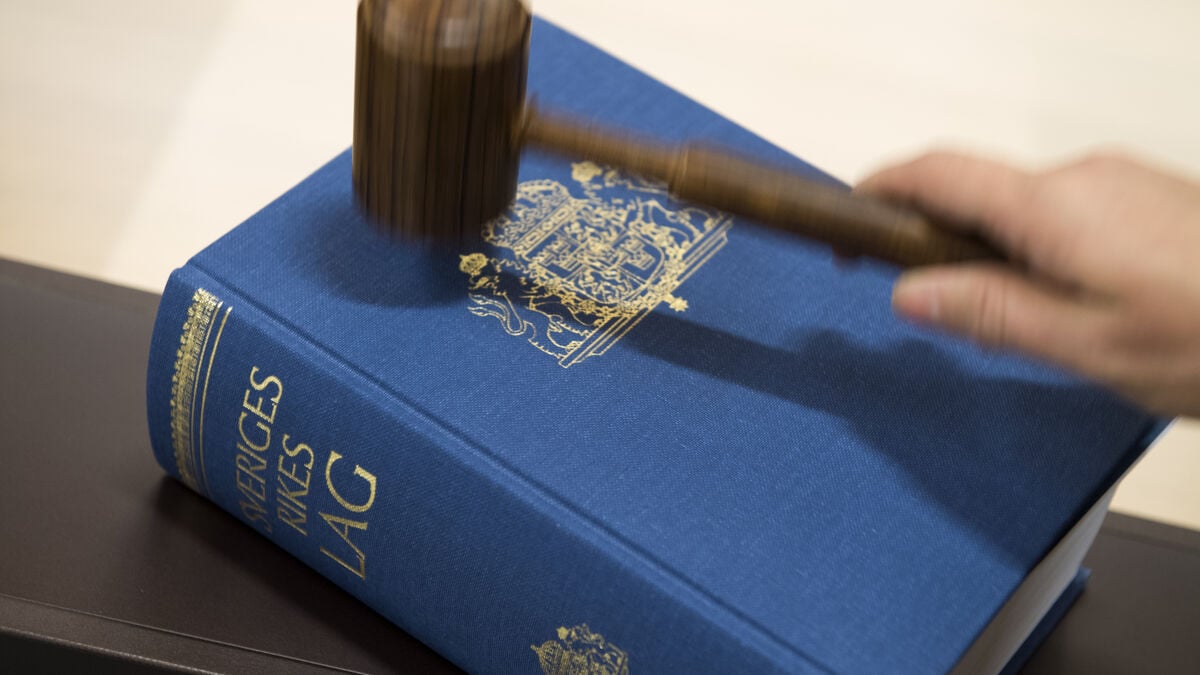 Man sentenced to life after woman beaten to death in Gothenburg