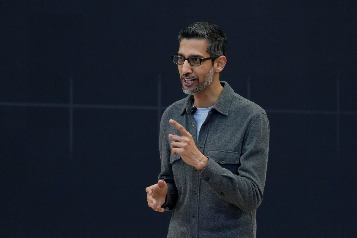 Tech Giants Battle for Data Dominance Amid AI Surge