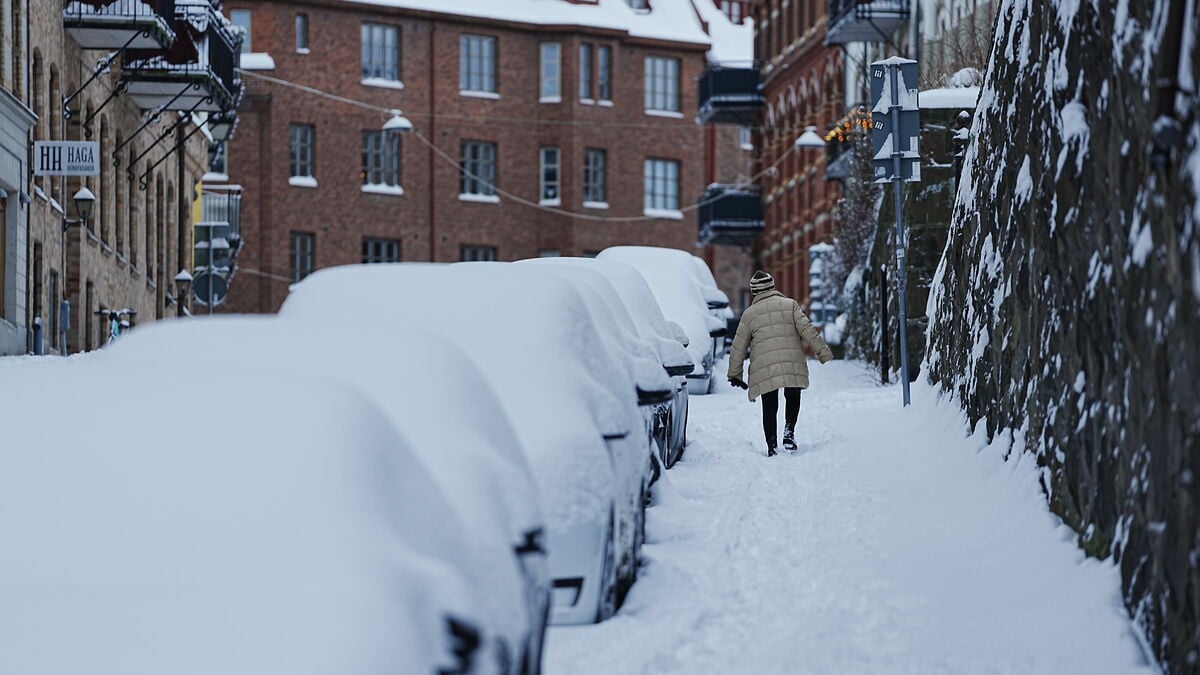 Snow flurry towards Gothenburg - orange warning extended
