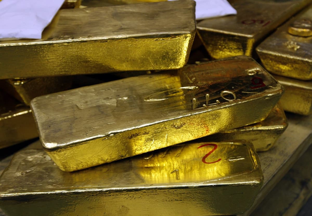 Gold Price Hits New Record Amid Market Turmoil