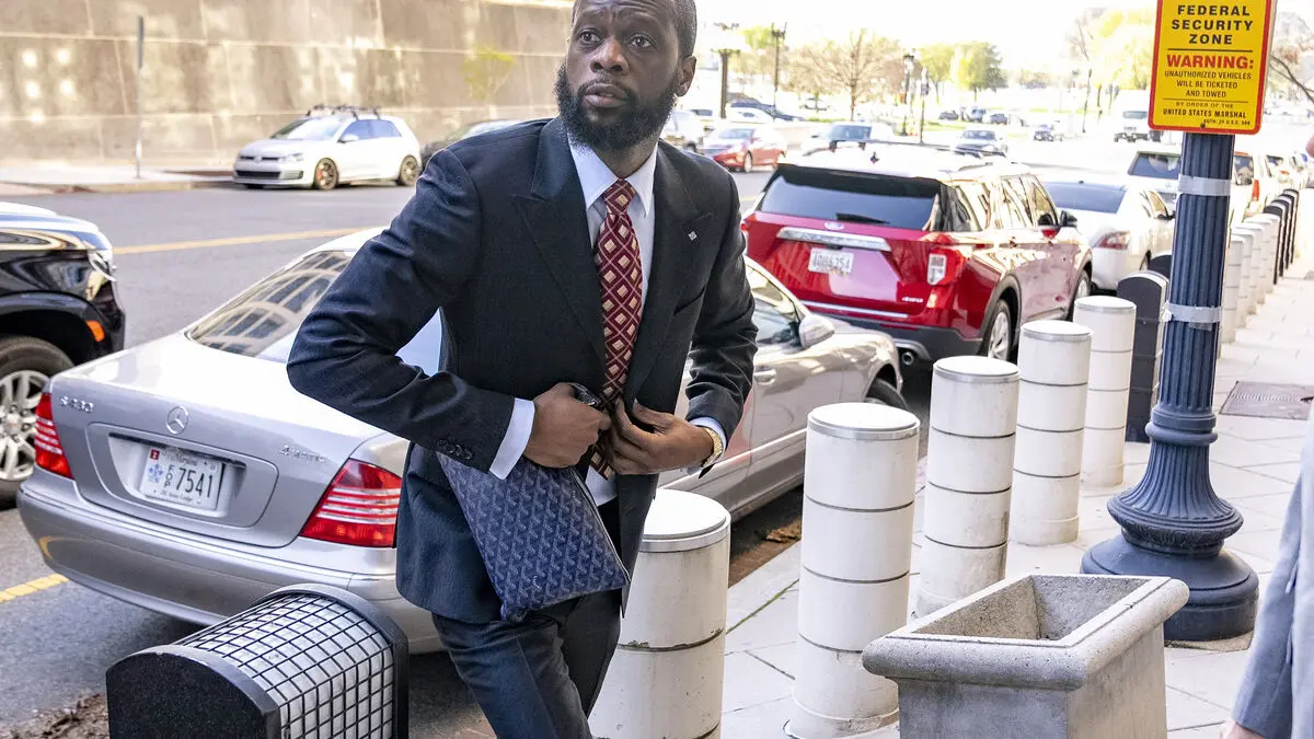 Fugees star Pras begins 14-year prison sentence