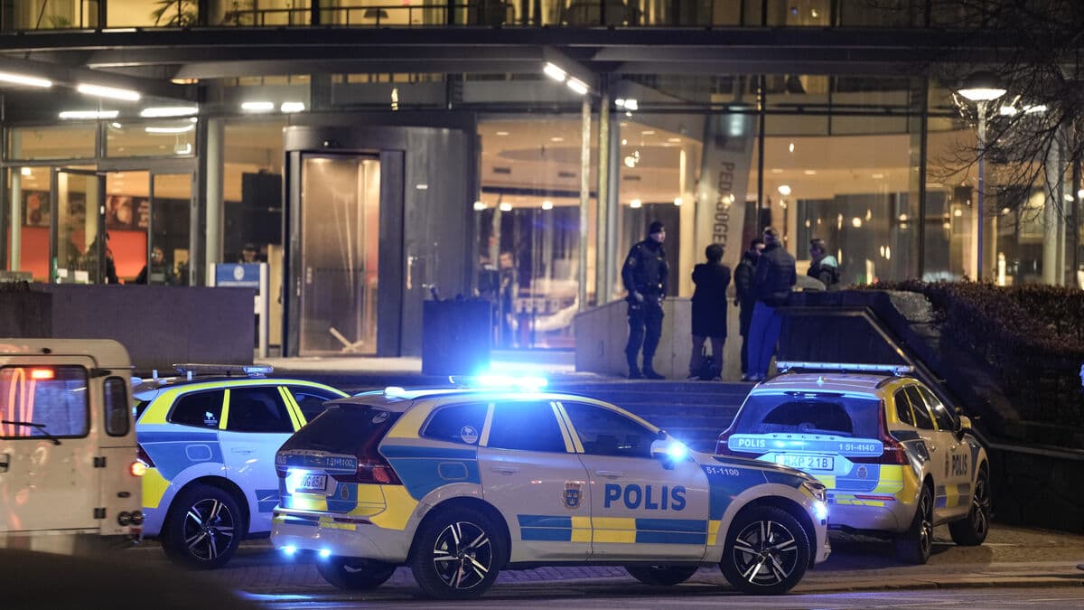 Large police operation in central