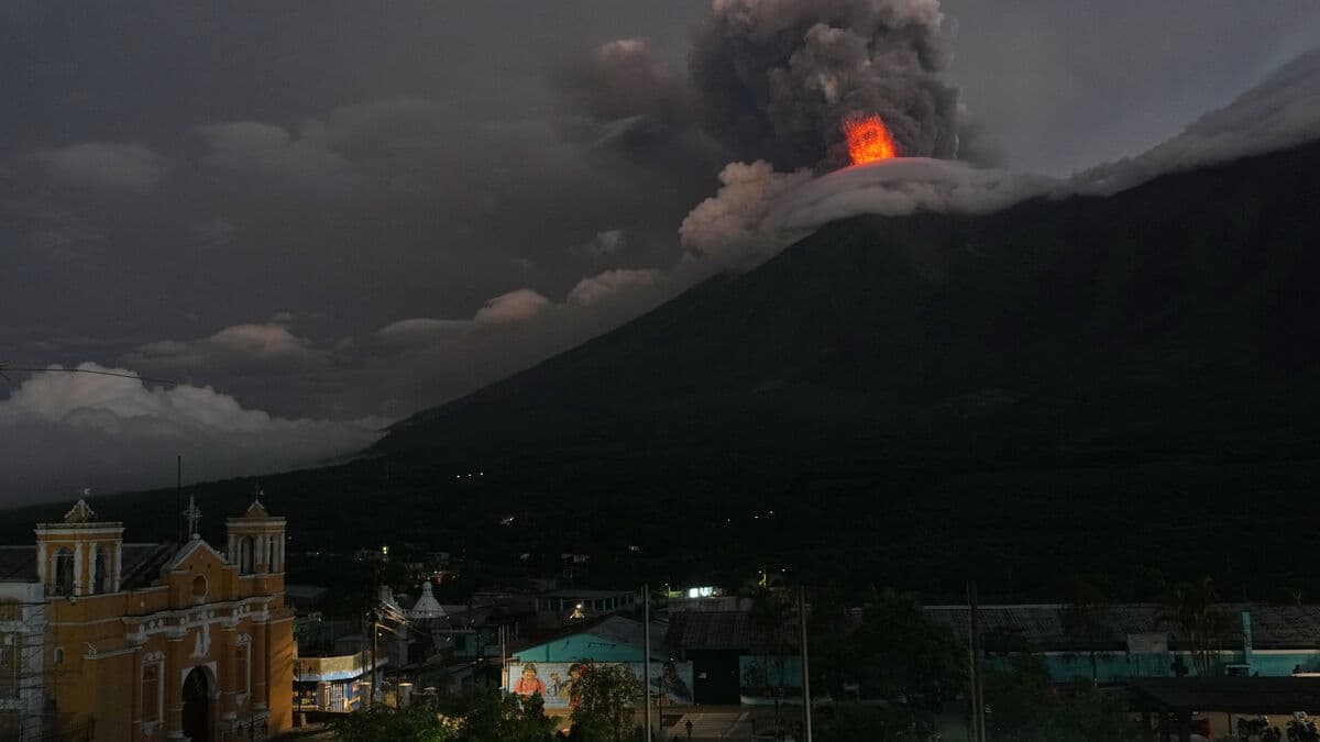 Guatemala’s Fuego volcano erupts, red alert issued after evacuations