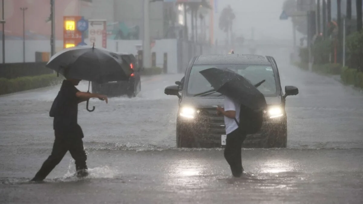 At least four dead, tens of thousands without power after typhoon hits Tokyo area