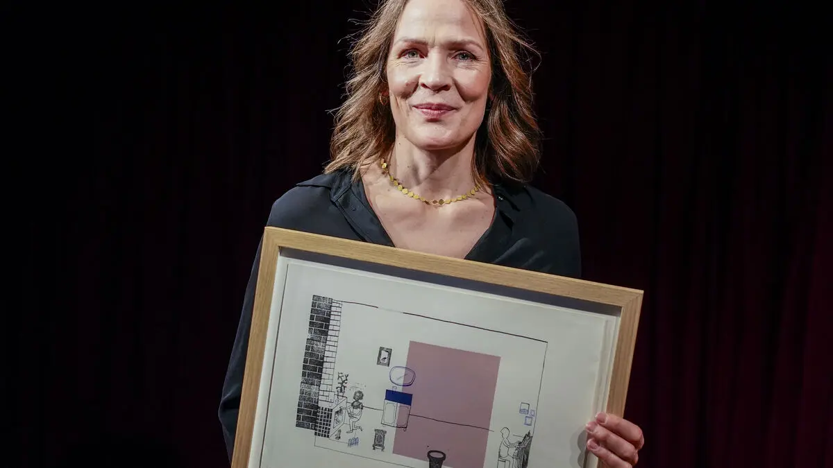 Åsne Seierstad awarded Norwegian Critics' Prize for Unrest - Russia from the Inside