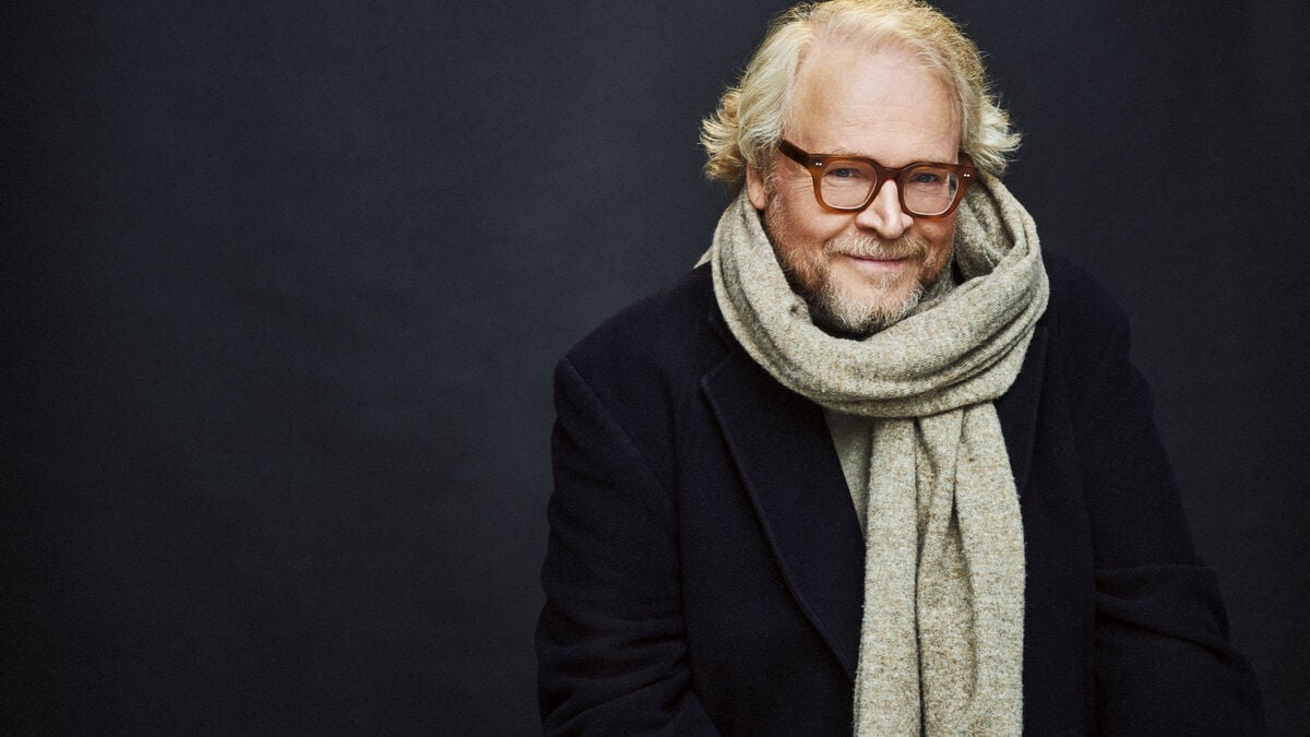 Fredrik Lindström’s Christmas show explores how the holiday became a shopping festival