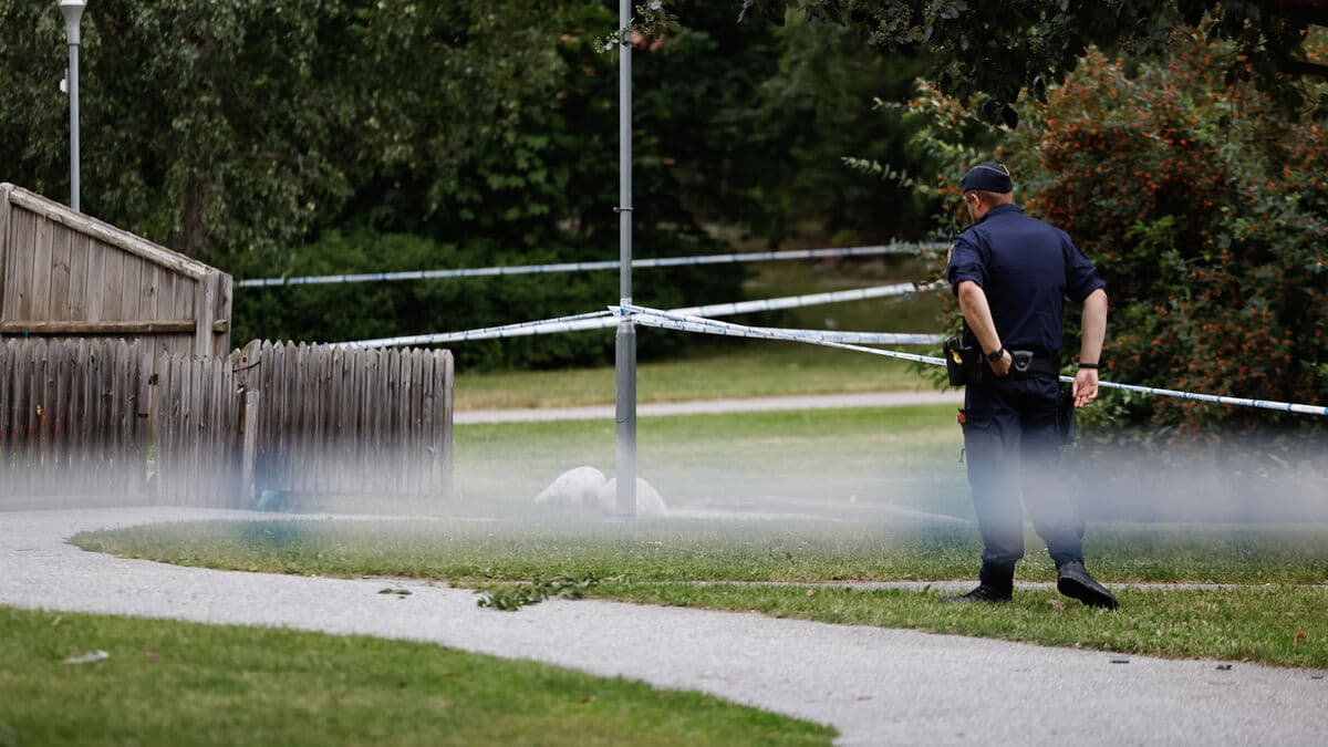 25-year-old man shot in Hässelby, police launch attempted murder probe
