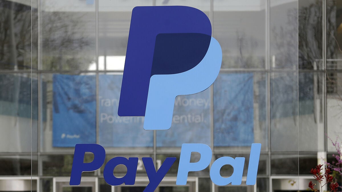 PayPal misses the target - CEO is fired and the stock plummets