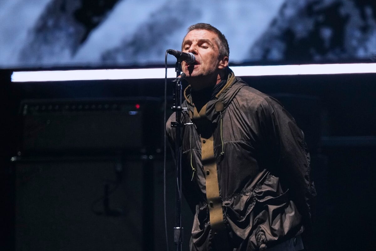 Oasis Reunites on Stage After 16 Years in Cardiff