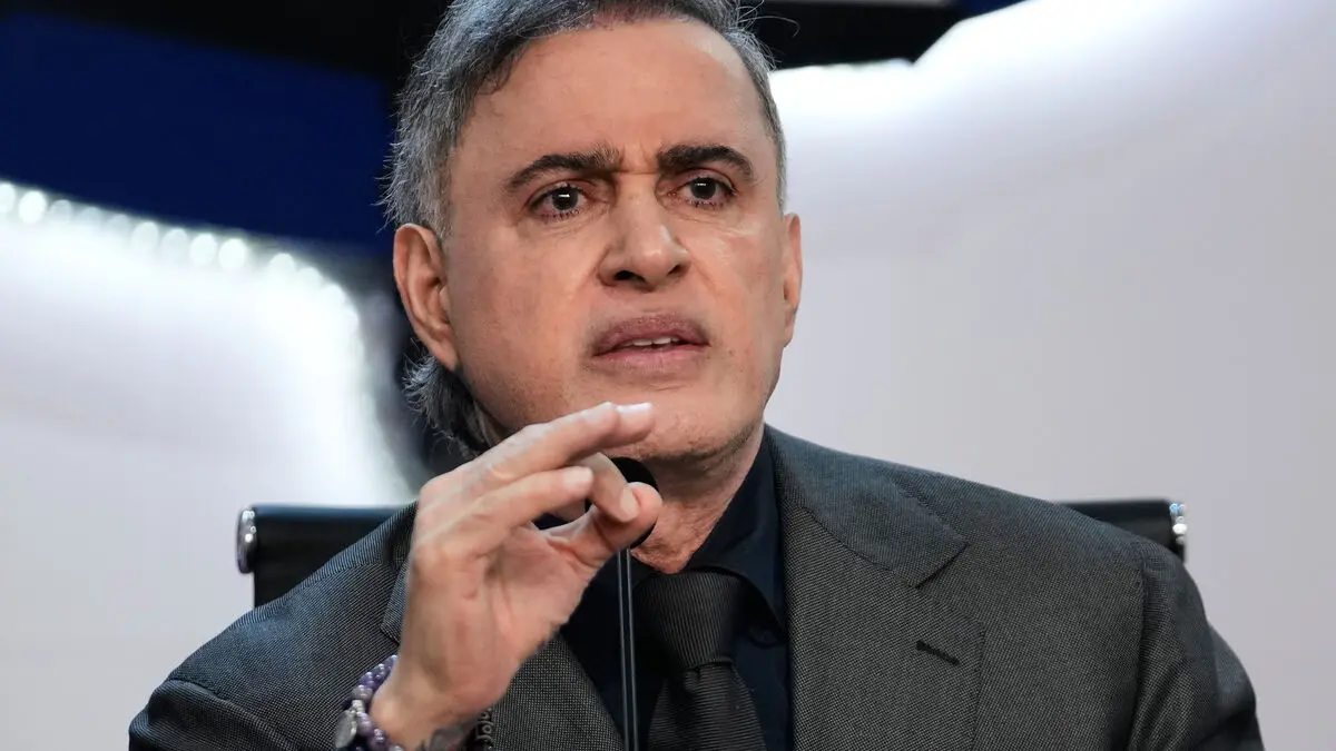 Maduro's tough prosecutor resigns and is appointed public ombudsman