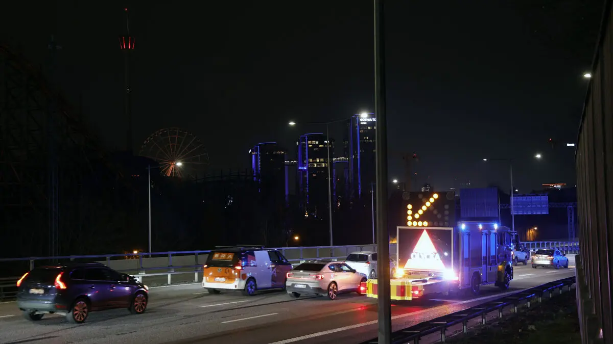 One to hospital after accident on E6