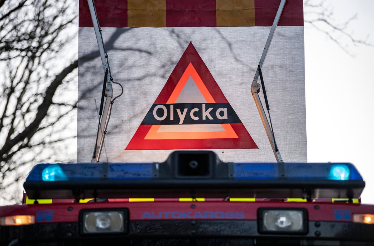 Woman in her 60s dies in traffic accident