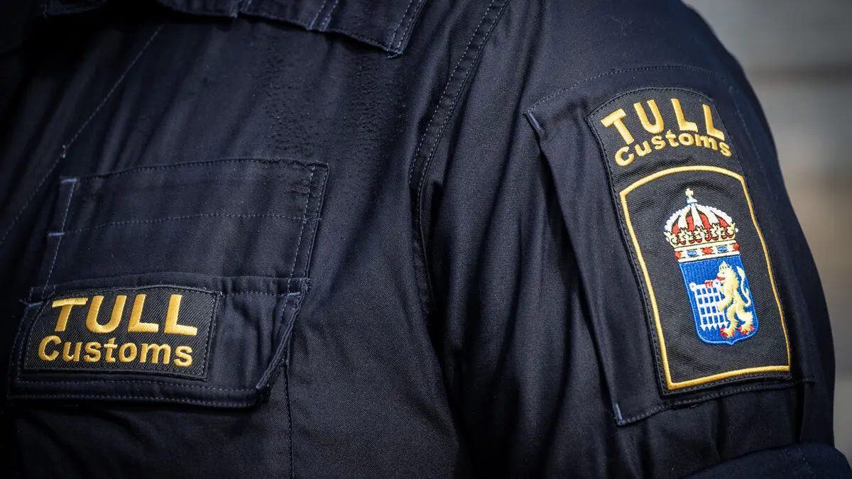 Two men charged after 246 kilos of cannabis resin were smuggled in sofa on Öresund Bridge