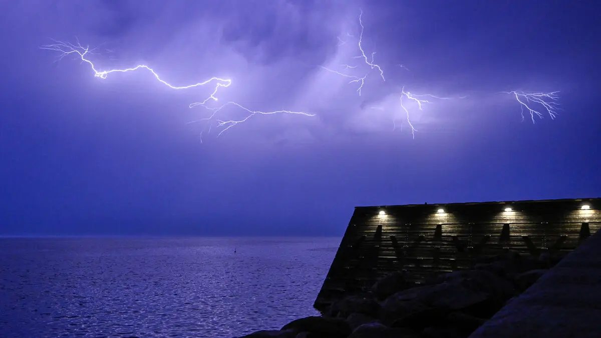 Severe thunderstorm over Malmö brings