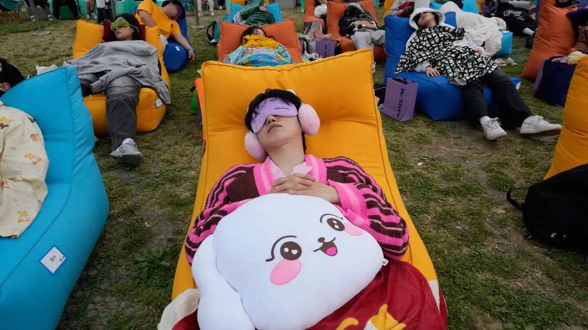 Power nap competitions to combat sleep deprivation
