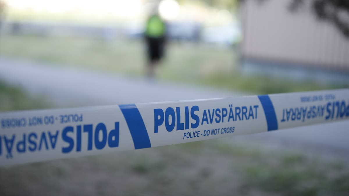 Man Found Dead in Uppland Residence, Murder Investigation Launched