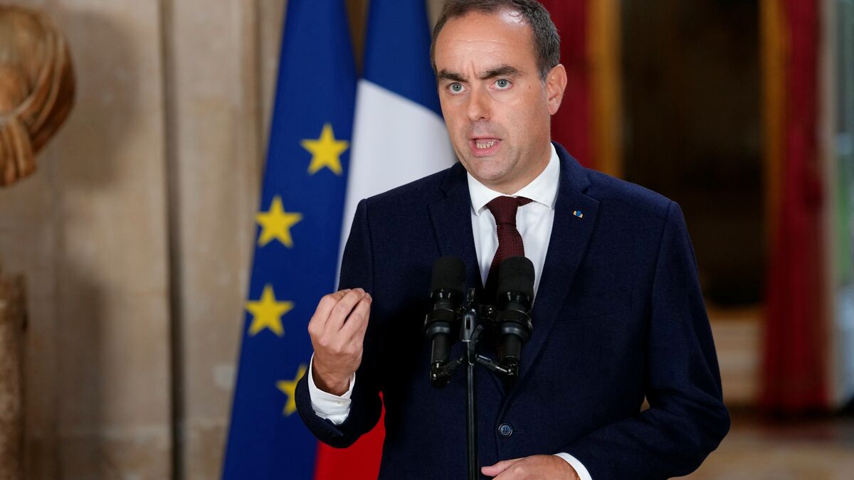 French Prime Minister to Meet Unions After Weekend Protests