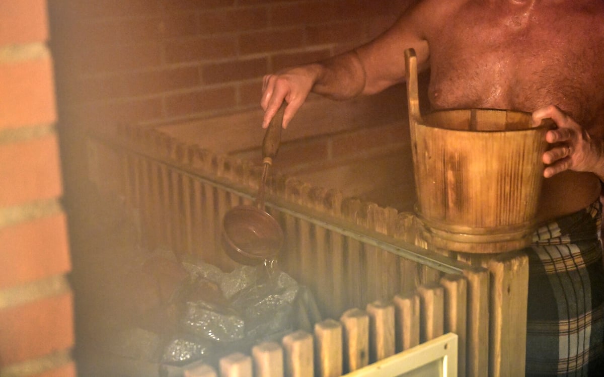 Sauna Bathing Linked to Higher Life Satisfaction, Study Finds
