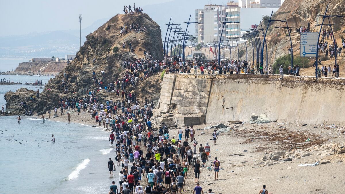 Authorities: Nearly all migrants have left Ceuta after mass crossing