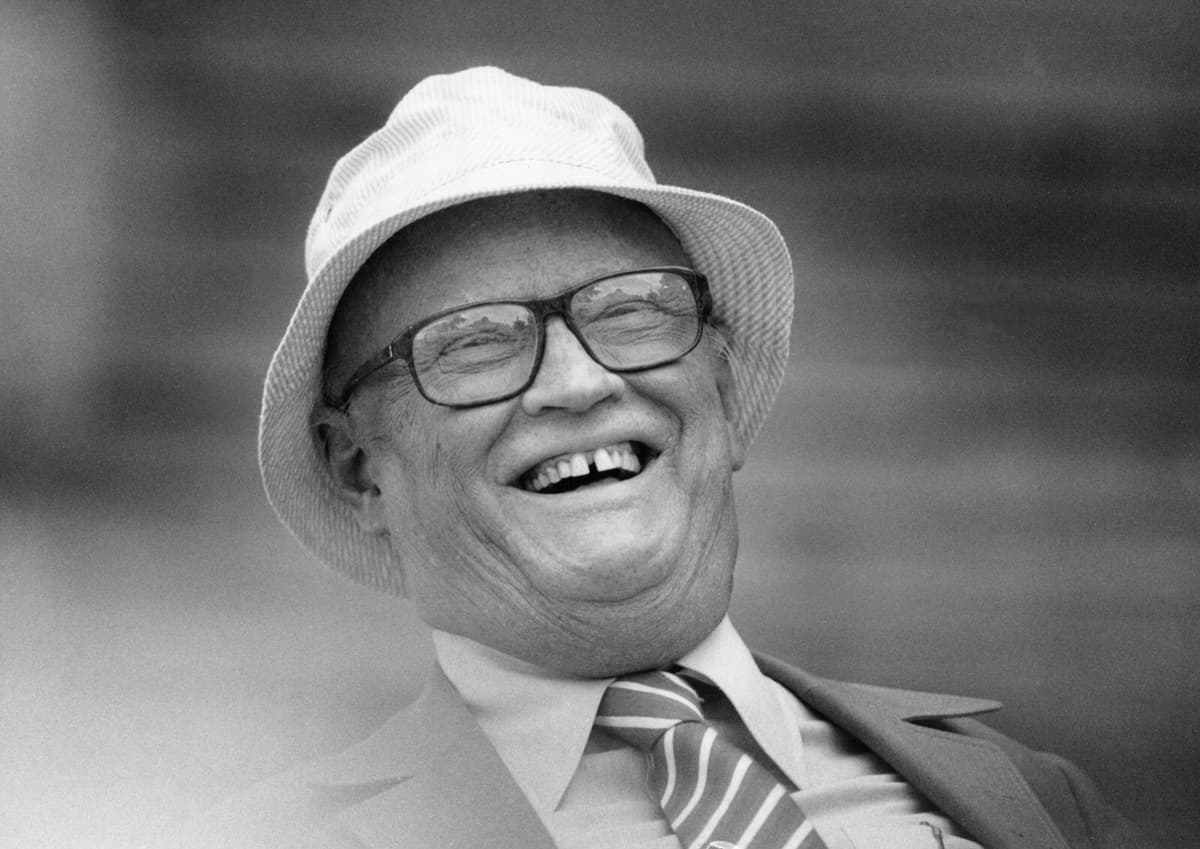 Povel Ramel: A Blend of Swedish Tradition and Global Influence