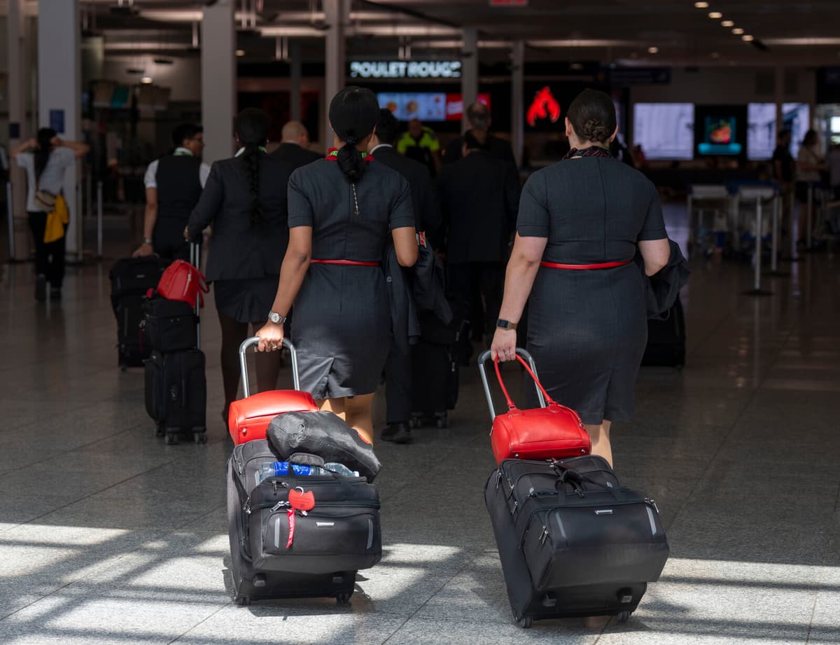 Canada Orders Air Canada Flight Attendants to Resume Work After Strike