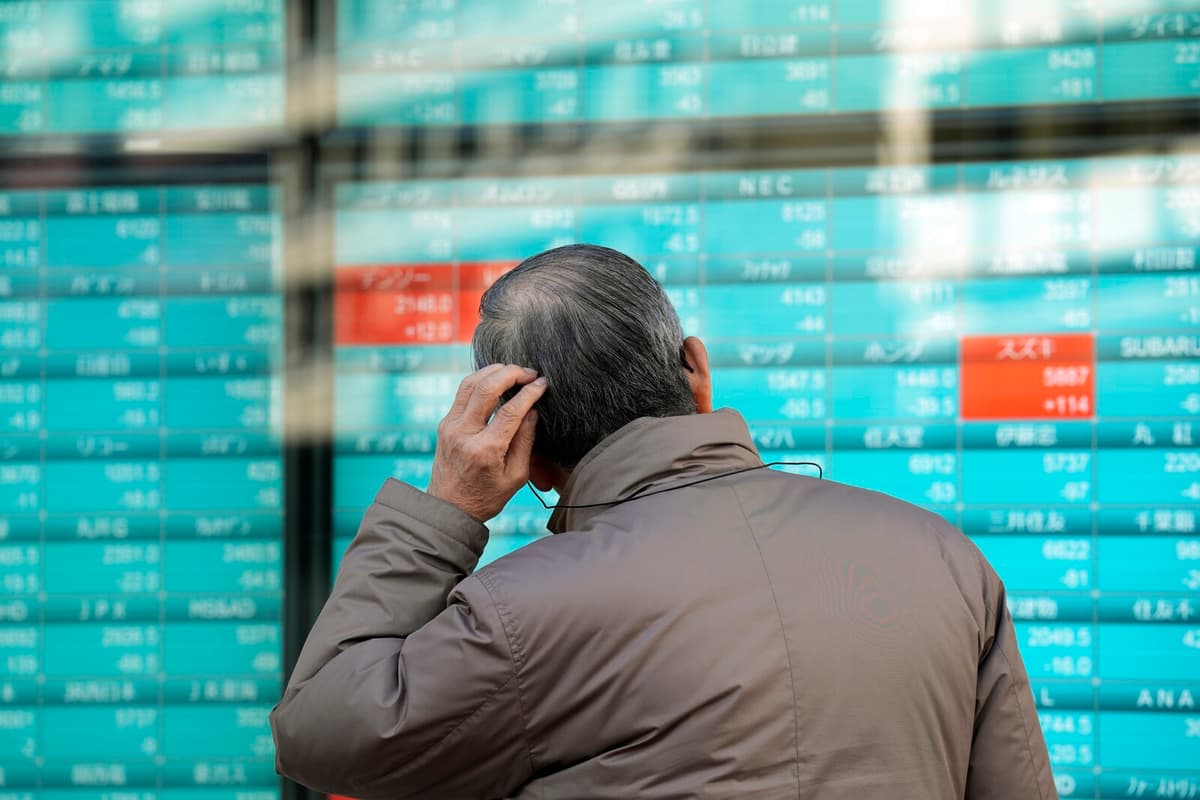 Asian Stock Markets Mostly Decline in Early Tuesday Trading