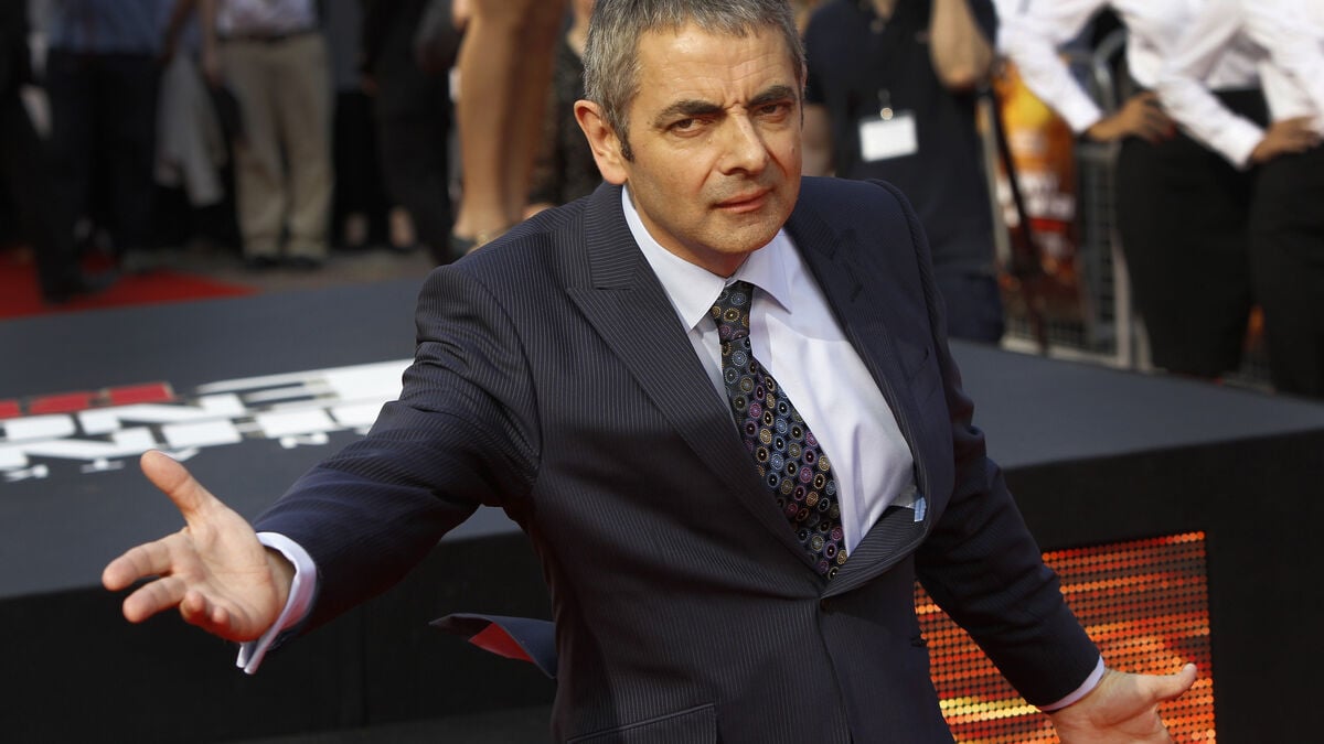 Rowan Atkinson to bring Blackadder back in new London show