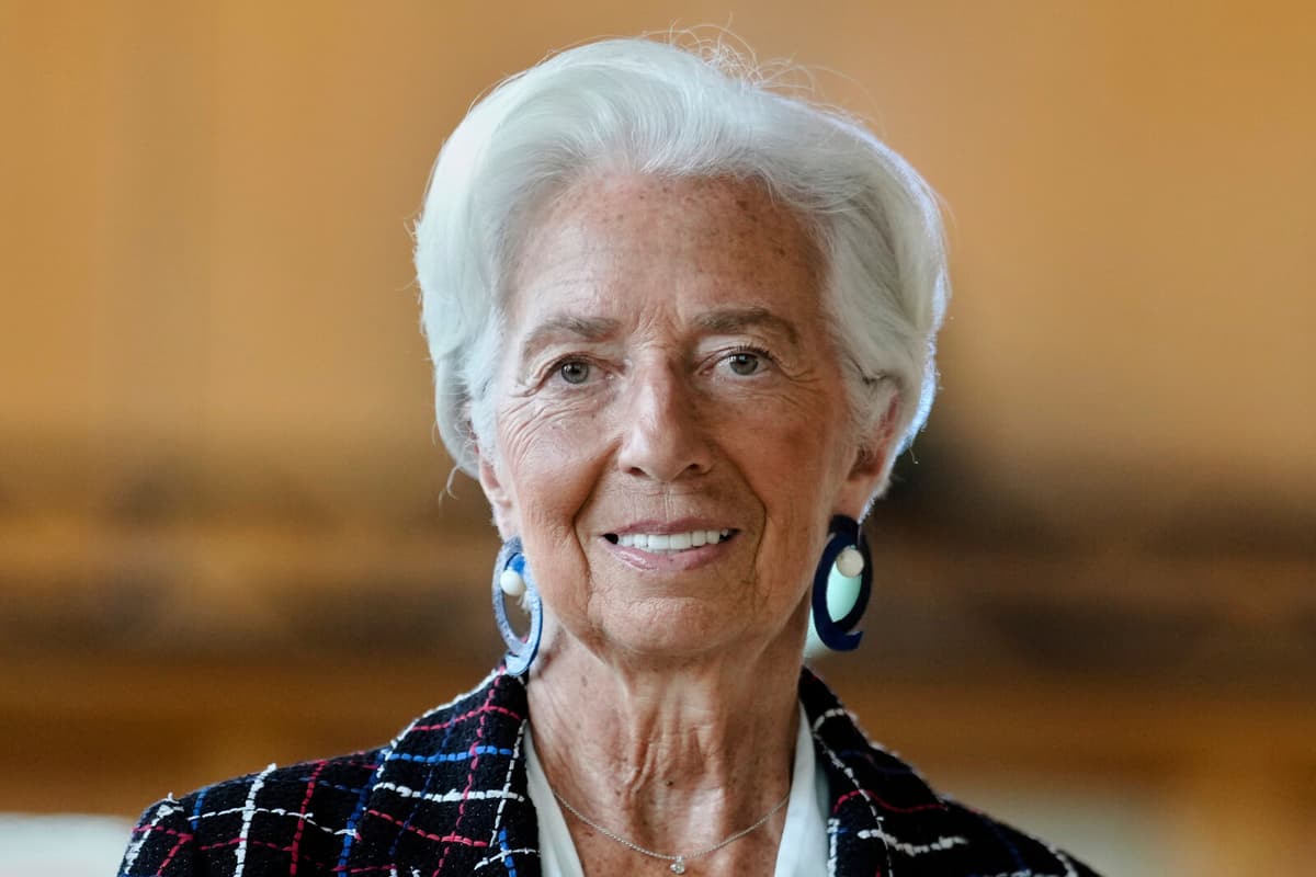 European Central Bank Maintains Key Interest Rate at 2 Percent