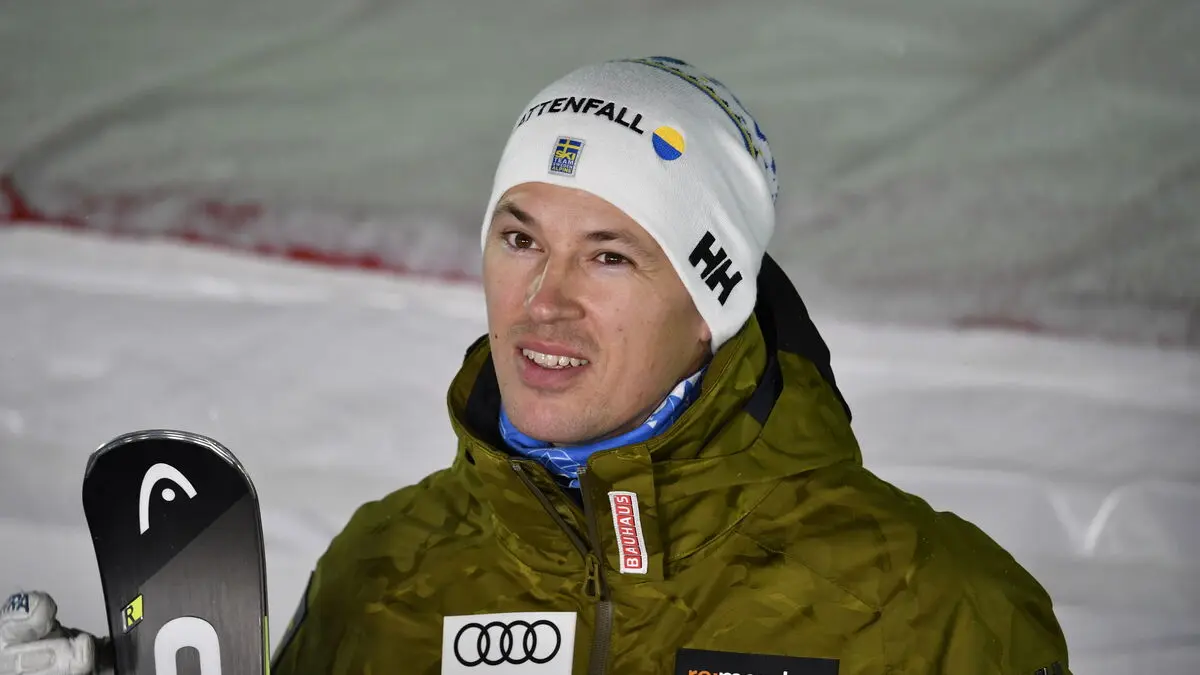 Stars demand end to Olympic oil sponsorship