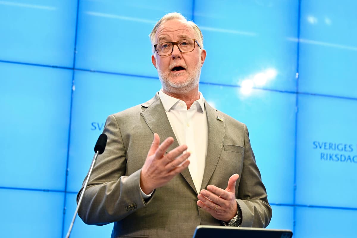 Johan Pehrson Steps Down as Leader of The Liberals