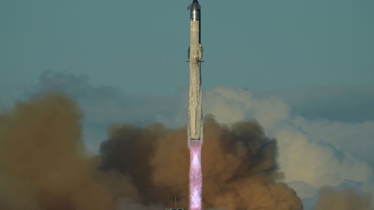 SpaceX's Starship Completes Successful Test Launch
