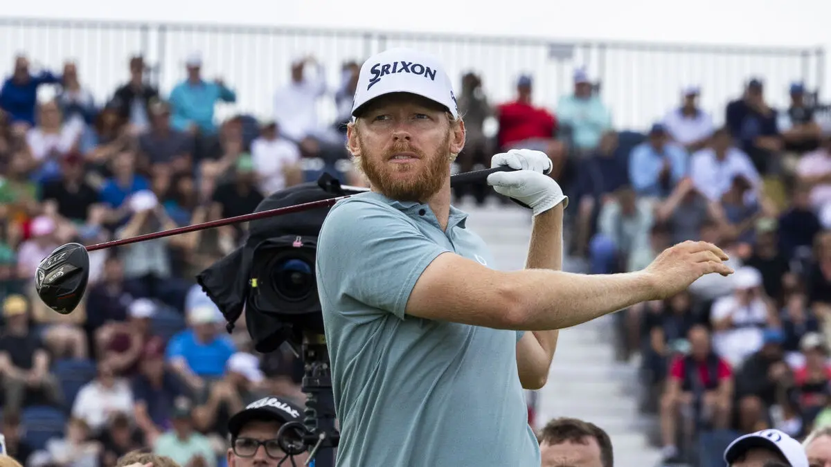 Sebastian Söderberg in shared lead before final day