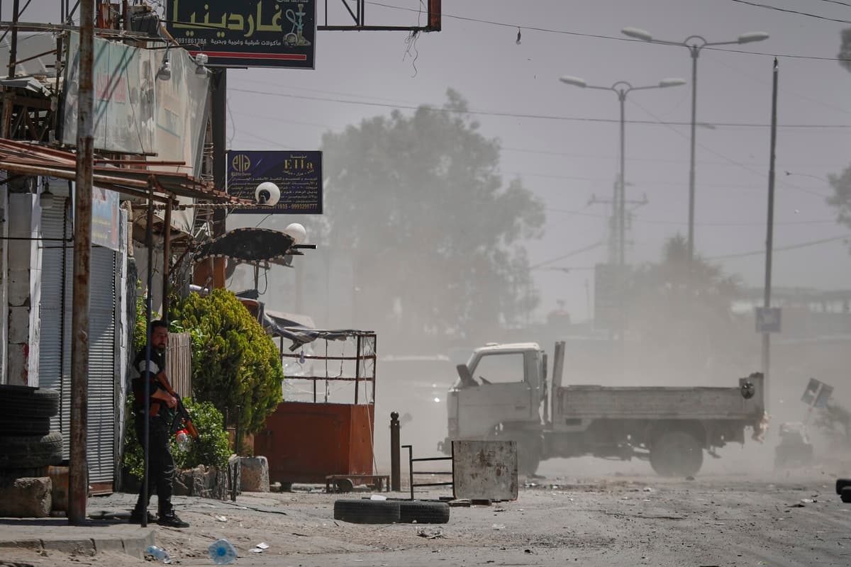 14 Killed in Clashes Near Damascus Amid Sectarian Tensions