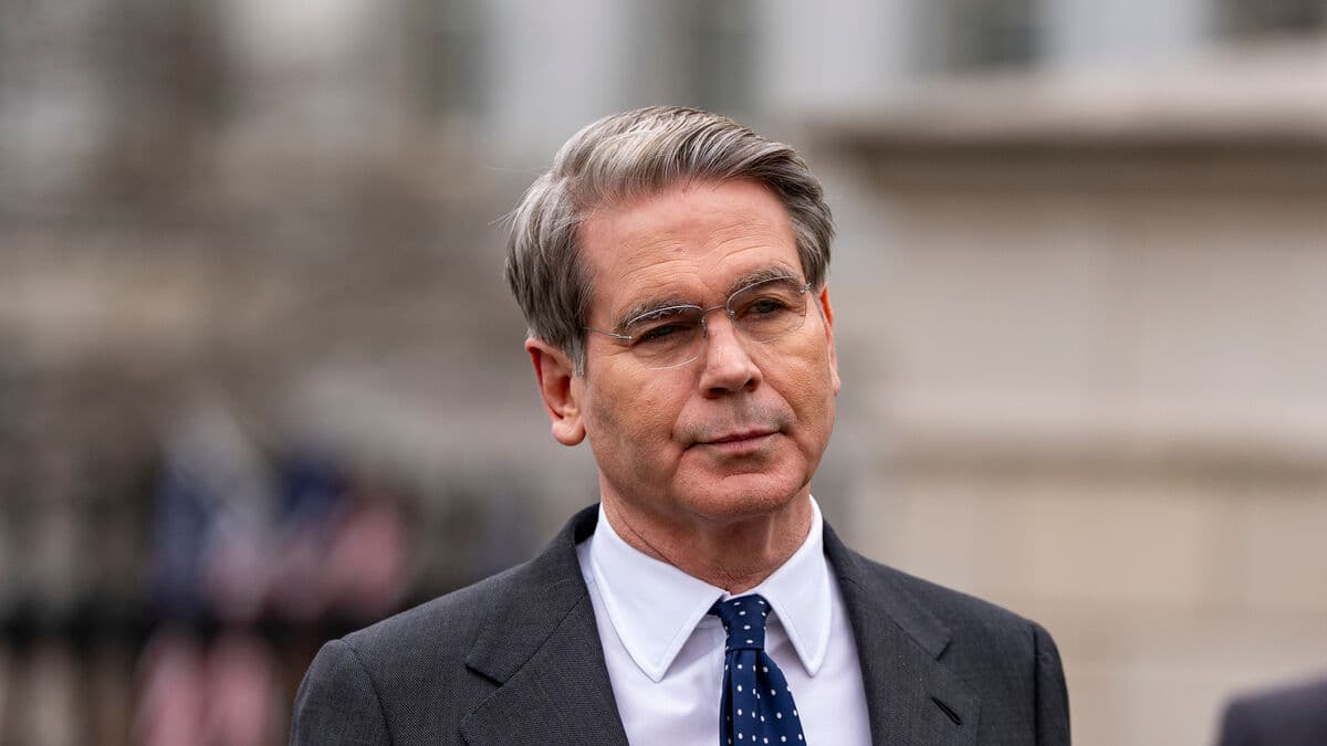 U.S. temporarily eases sanctions on Russian oil