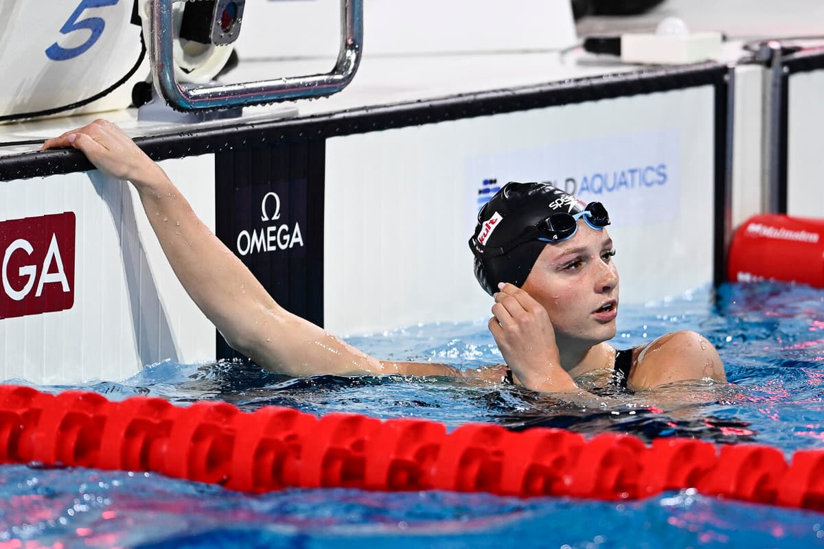 Summer McIntosh Sets New World Record in 200m Medley