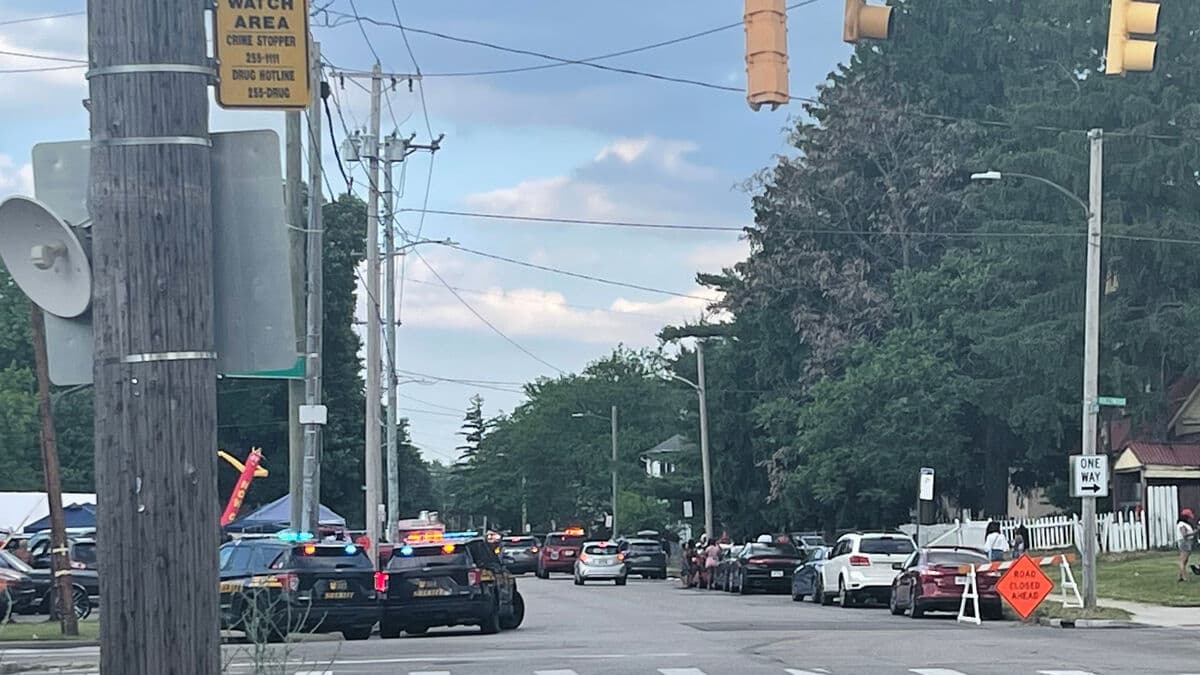At least 12 shot near a street festival in Toledo, Ohio