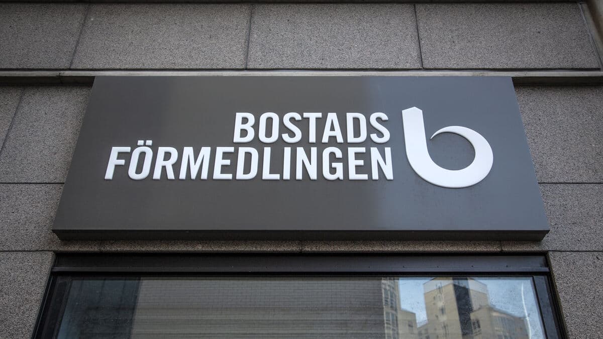 Stockholm housing seekers miss apartments after municipal agency email goes to spam